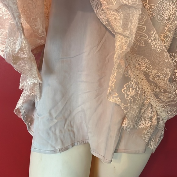 Brand new Listicle pale pink lace top - Picture 7 of 14